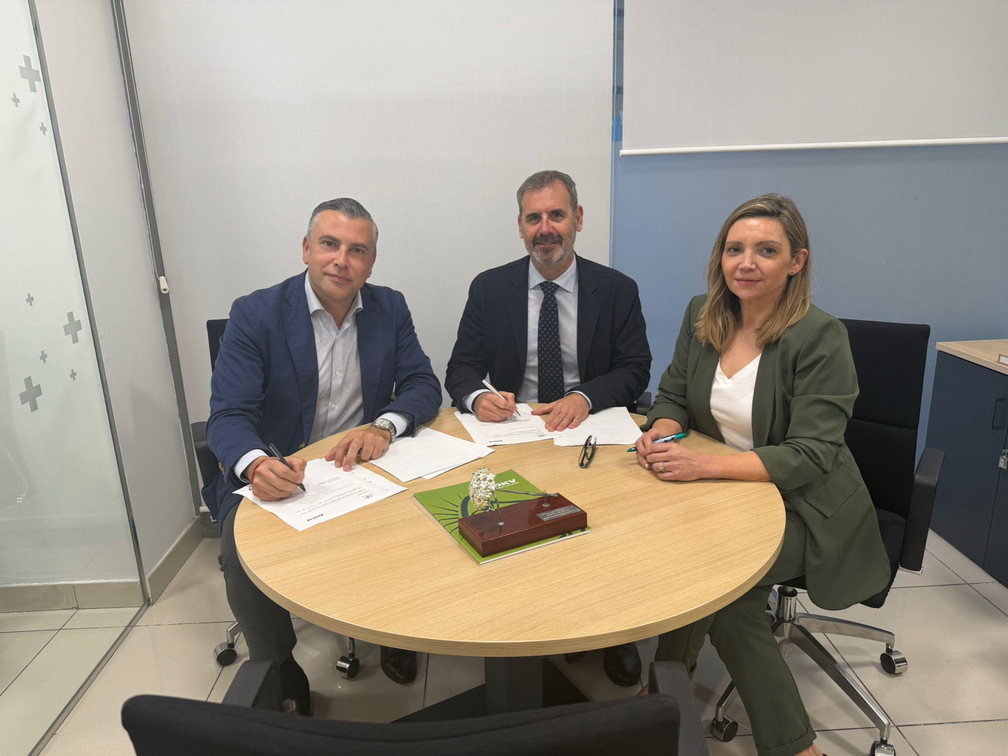 DKV y el Colegio de Mediadores de Seguros de Málaga renuevan su acuerdo de colaboración