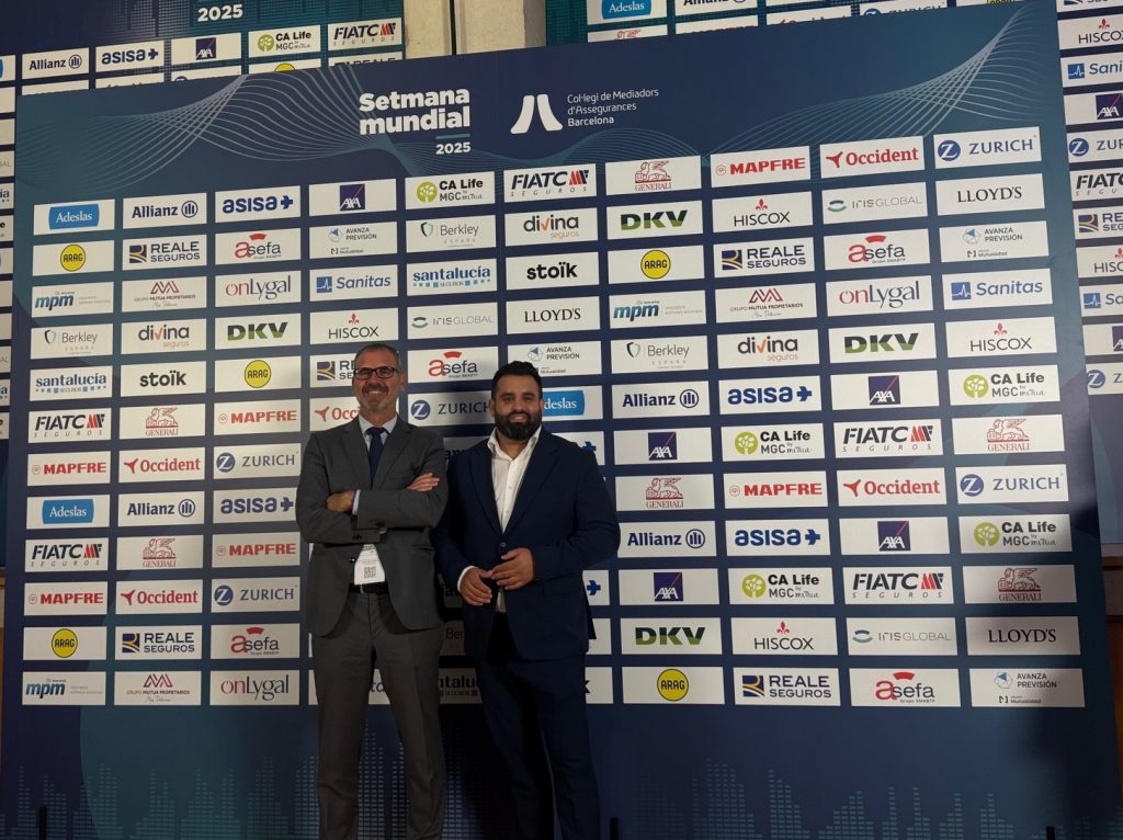 El Colegio de Málaga participa en la Semana Mundial del Seguro de Barcelona